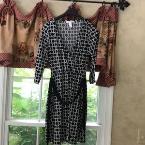 White House Black Market Black/White Dress